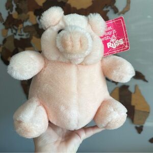 RUSS BERRIE Vintage Caress Soft Pet 7” Puckers Peach Pink Pig New with Tags